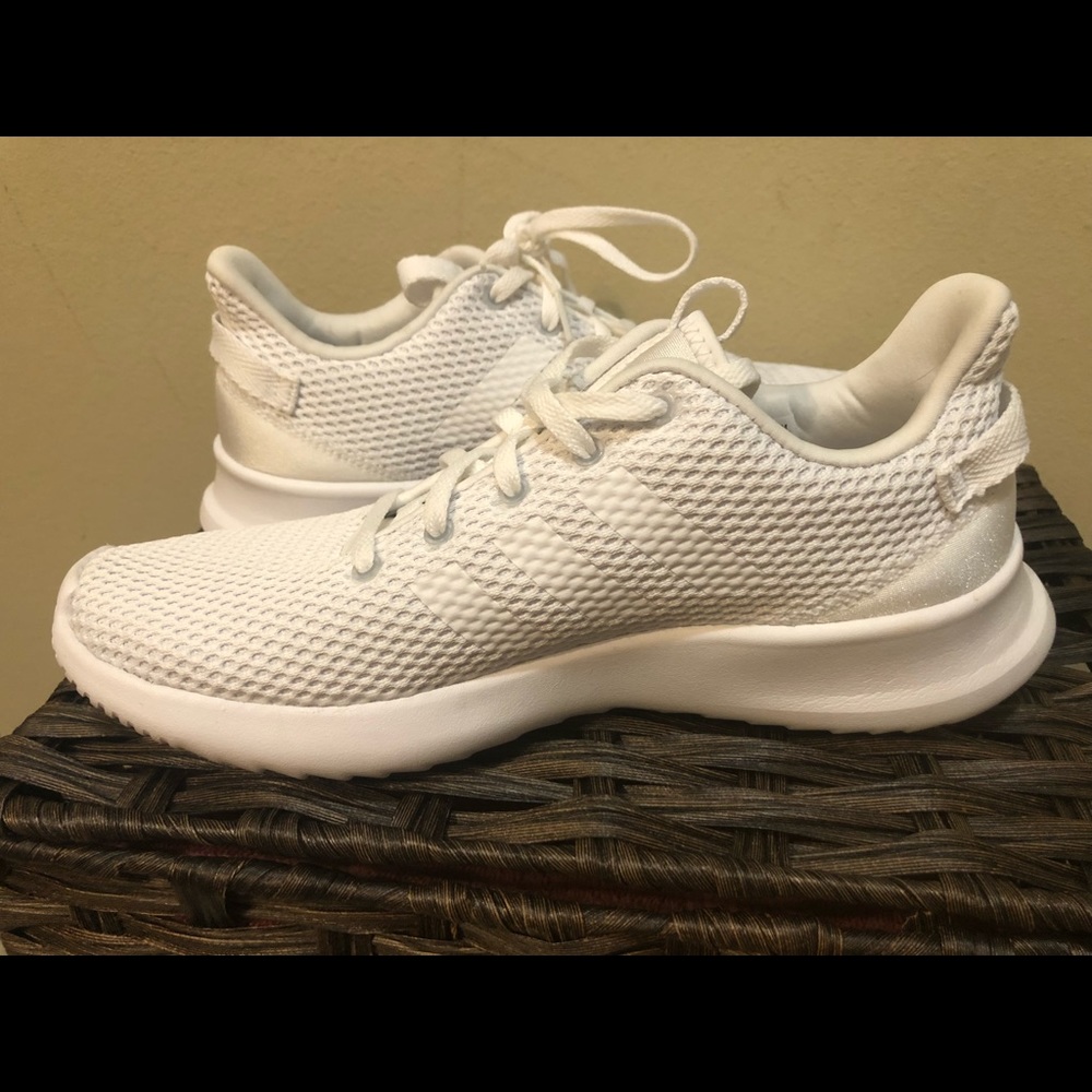 Adidas tennis shoes